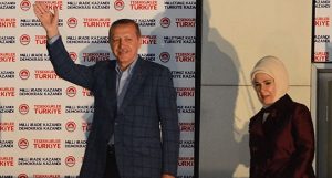 erdogan_balkon