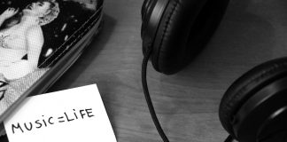 Müzik dinleyerek nasıl para kazanılır?