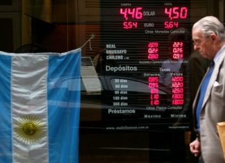 Maradona’nın ülkesi iflas etti